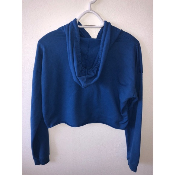 CROP TOP HOODIE - Picture 2 of 3